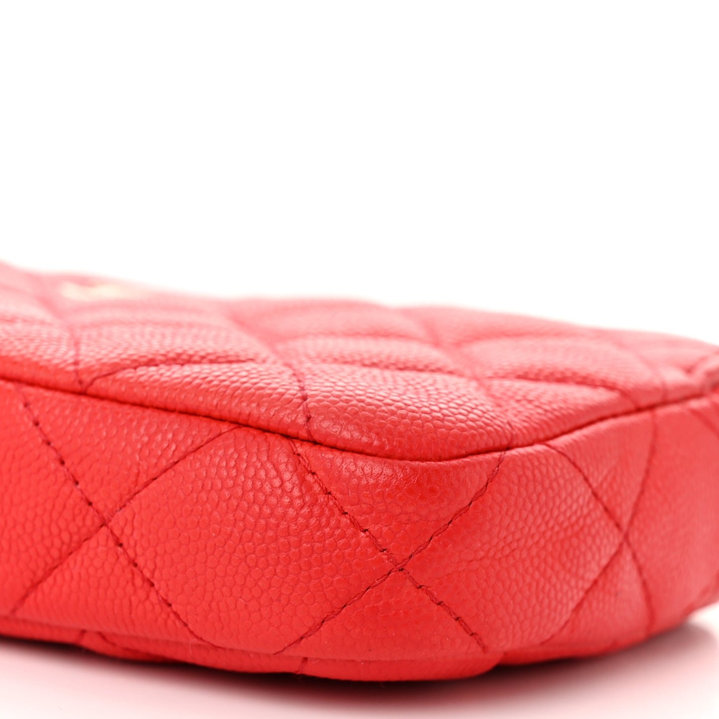 Caviar Quilted Small Clutch With Chain Red