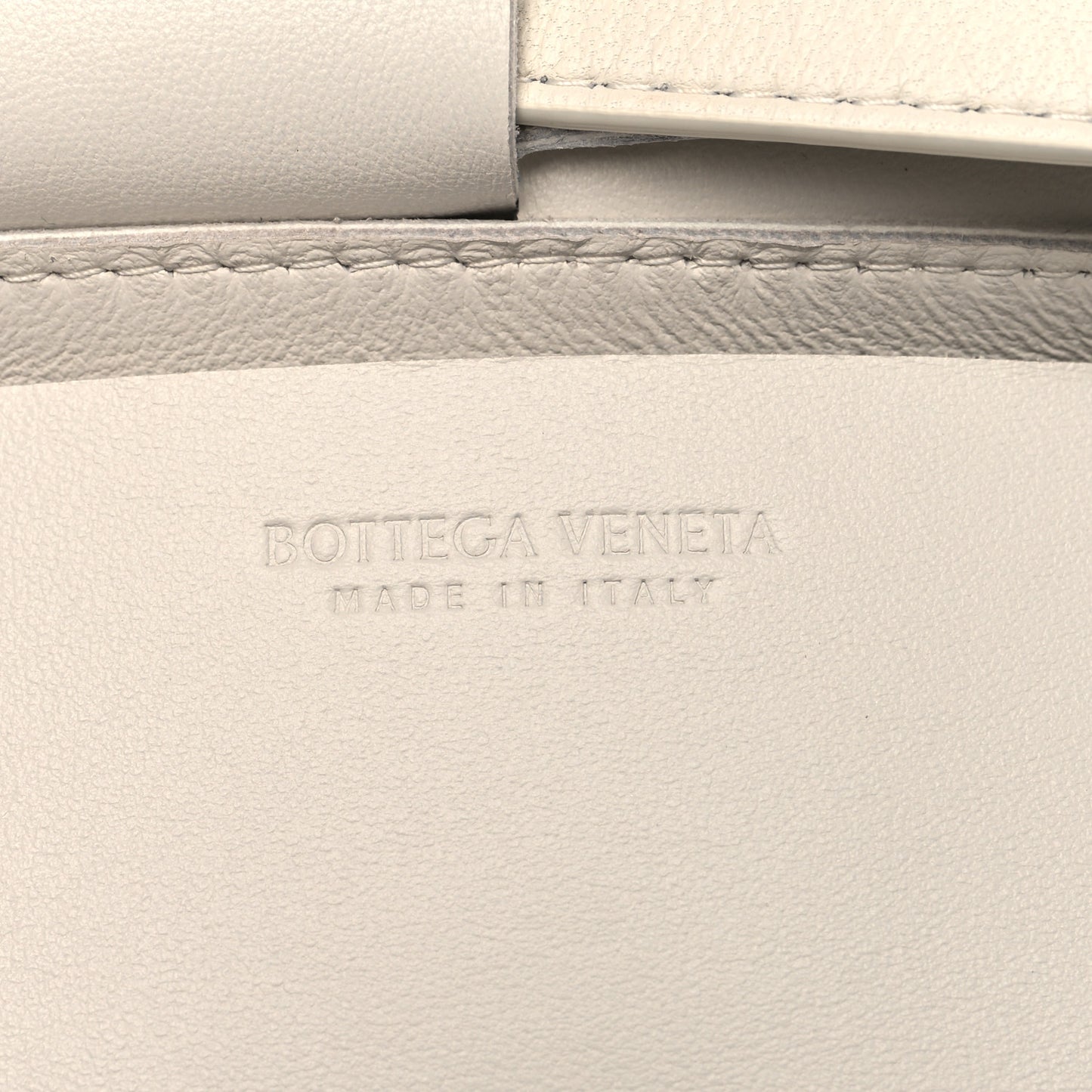 Nappa Maxi Intreccio The Belt Cassette Bag White