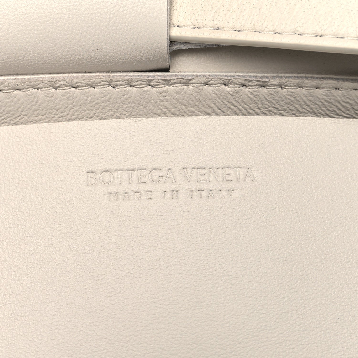 Bottega Veneta Nappa Maxi Intreccio The Belt Cassette Bag White 6 of 12