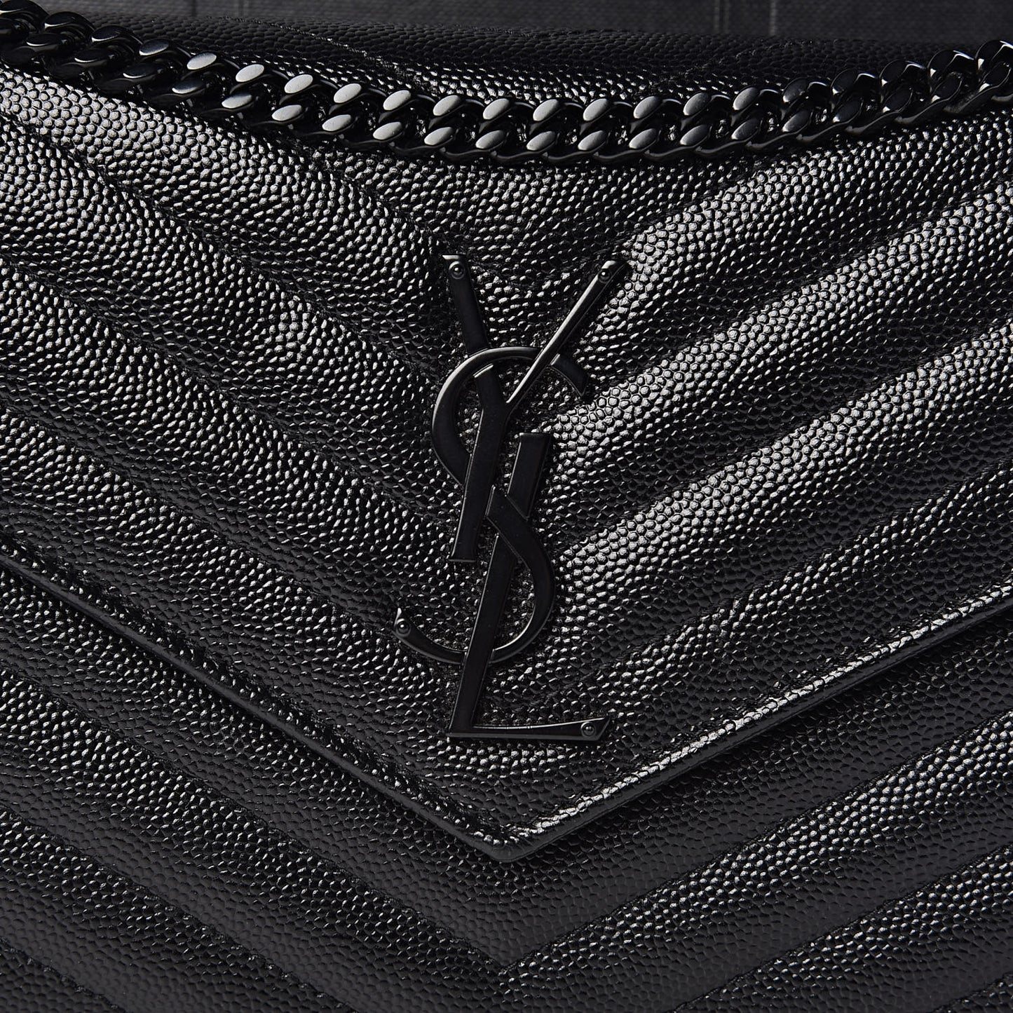 Grain De Poudre Matelasse Chevron Monogram Chain Wallet Black