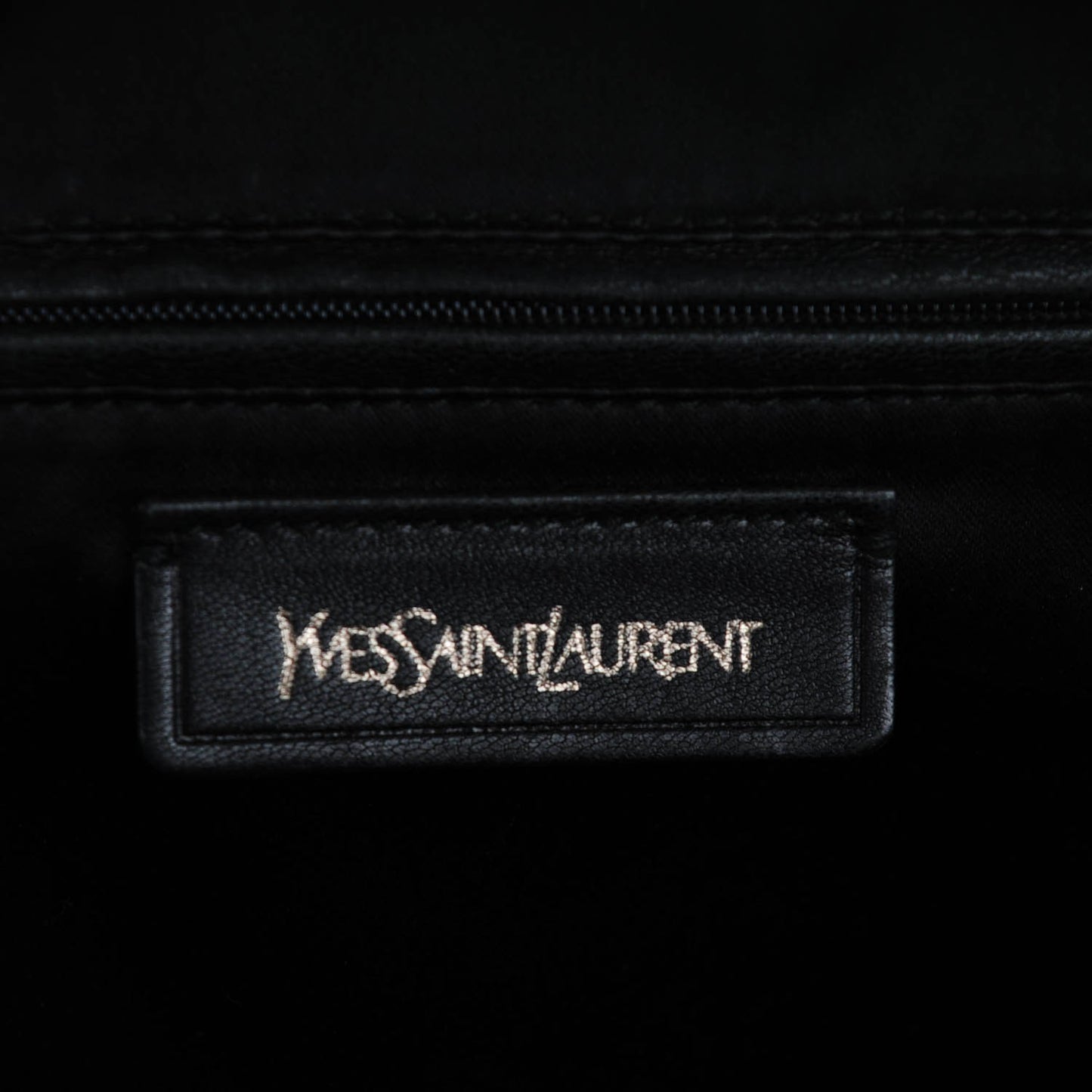 Calfskin Large Muse Black