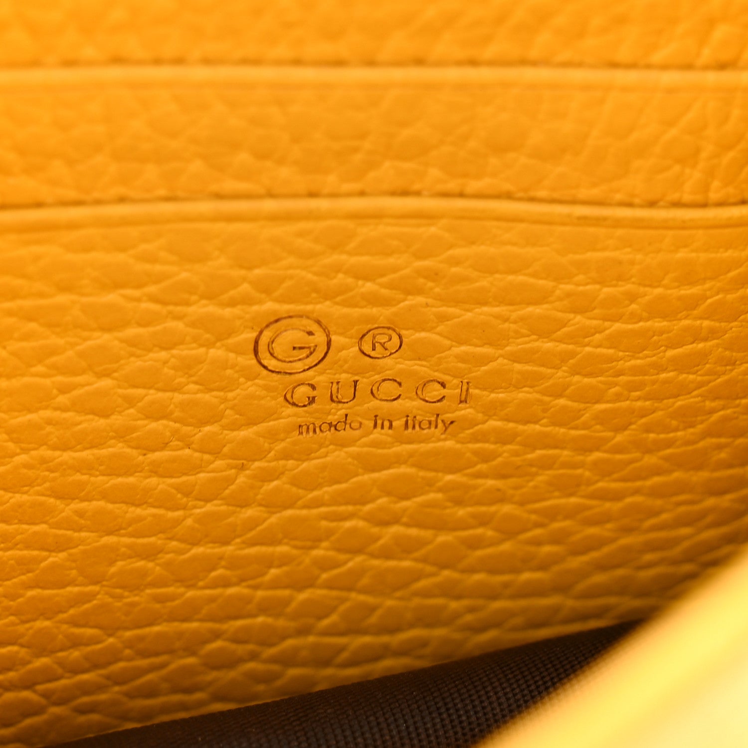 Gucci Dollar Calfskin Interlocking G Chain Wallet New Buttercup 6 of 10