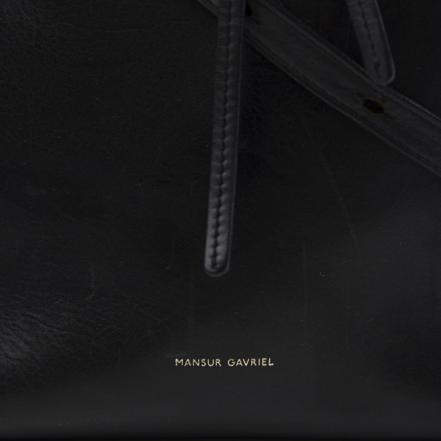 Vegetable Tanned Calfskin Bucket Bag Black Royal