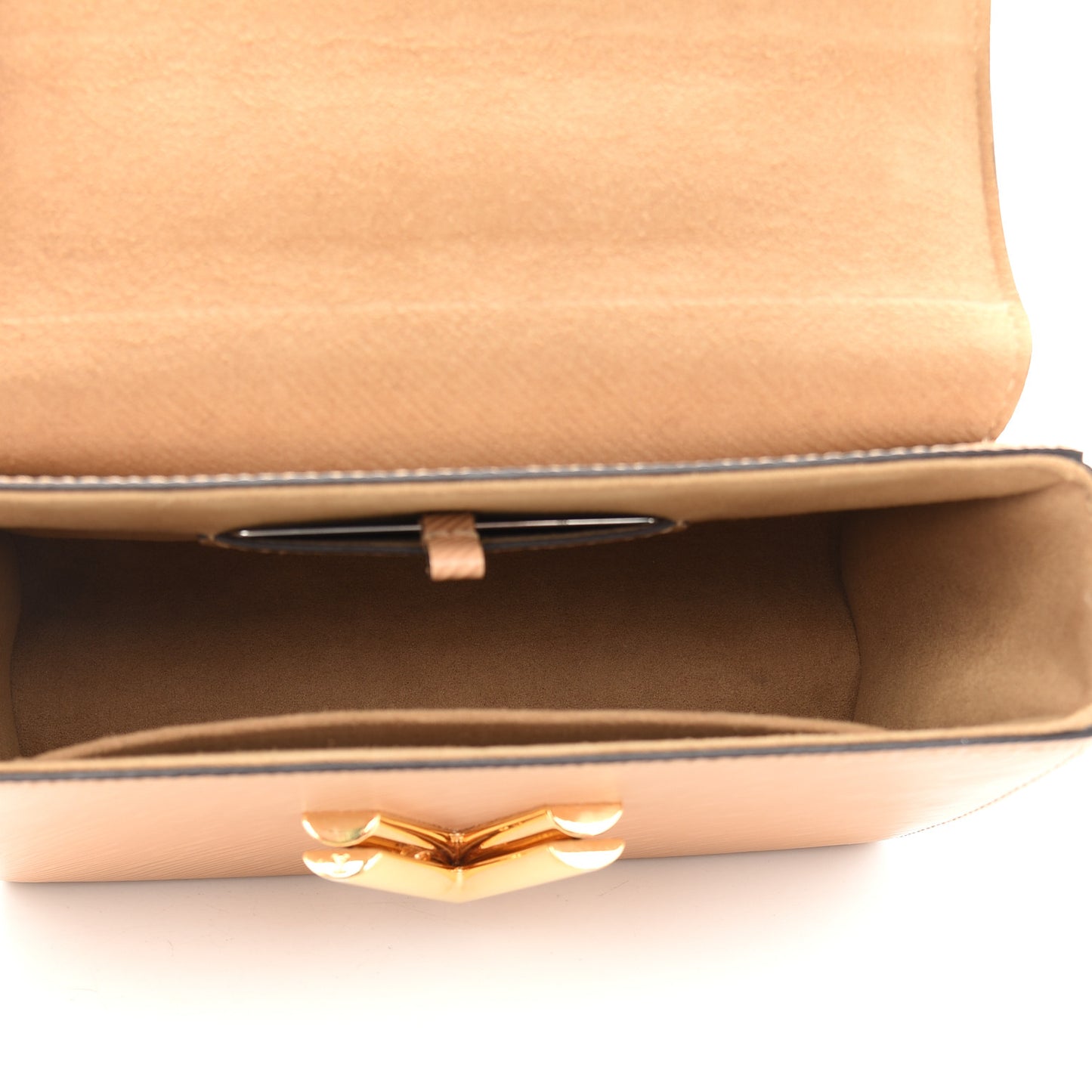Epi Twist Shoulder Bag MM Camel