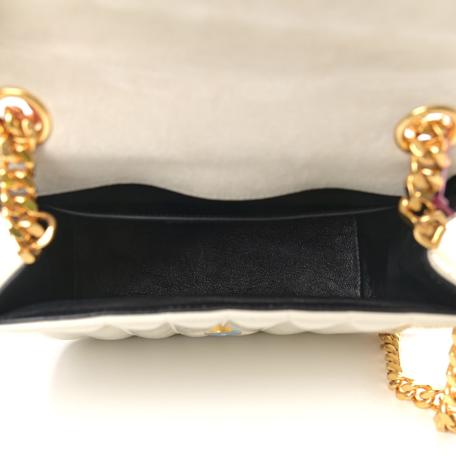 Saint Laurent Patent Calfskin Matelasse Monogram Medium Vicky Chain Bag White 5 of 8