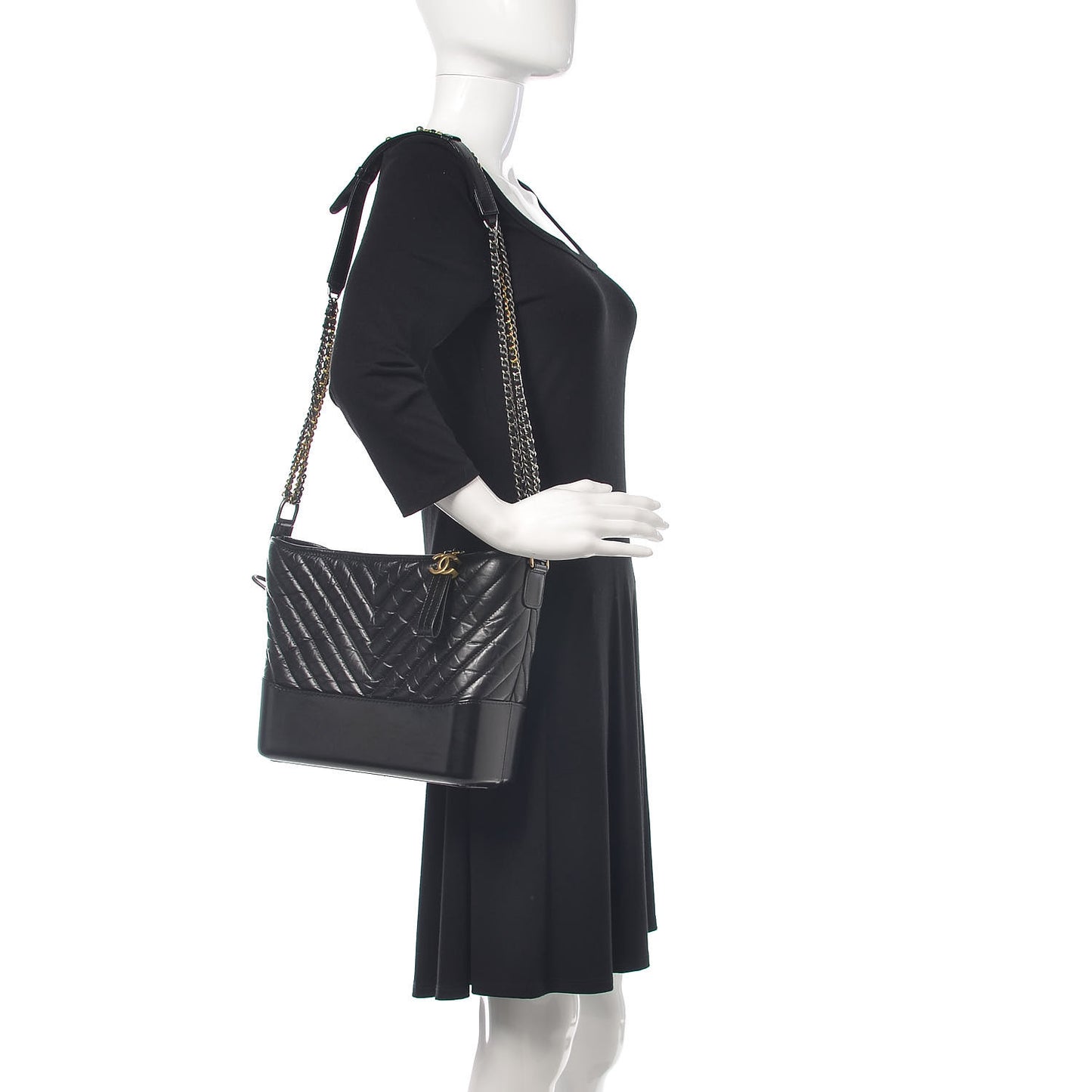 Aged Calfskin Chevron Quilted Medium Gabrielle Hobo Black