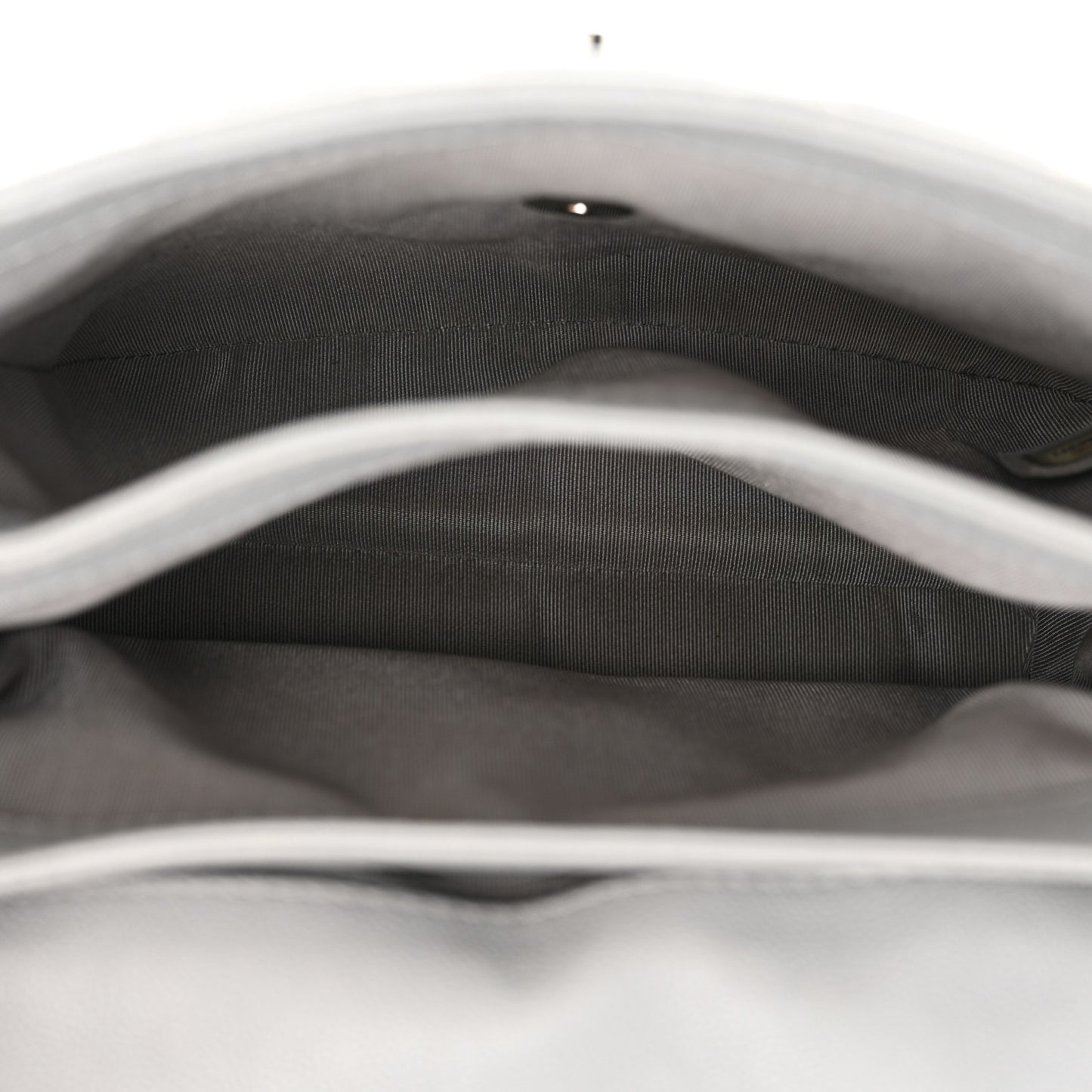 Caviar Quilted Medium Urban Companion Flap Grey