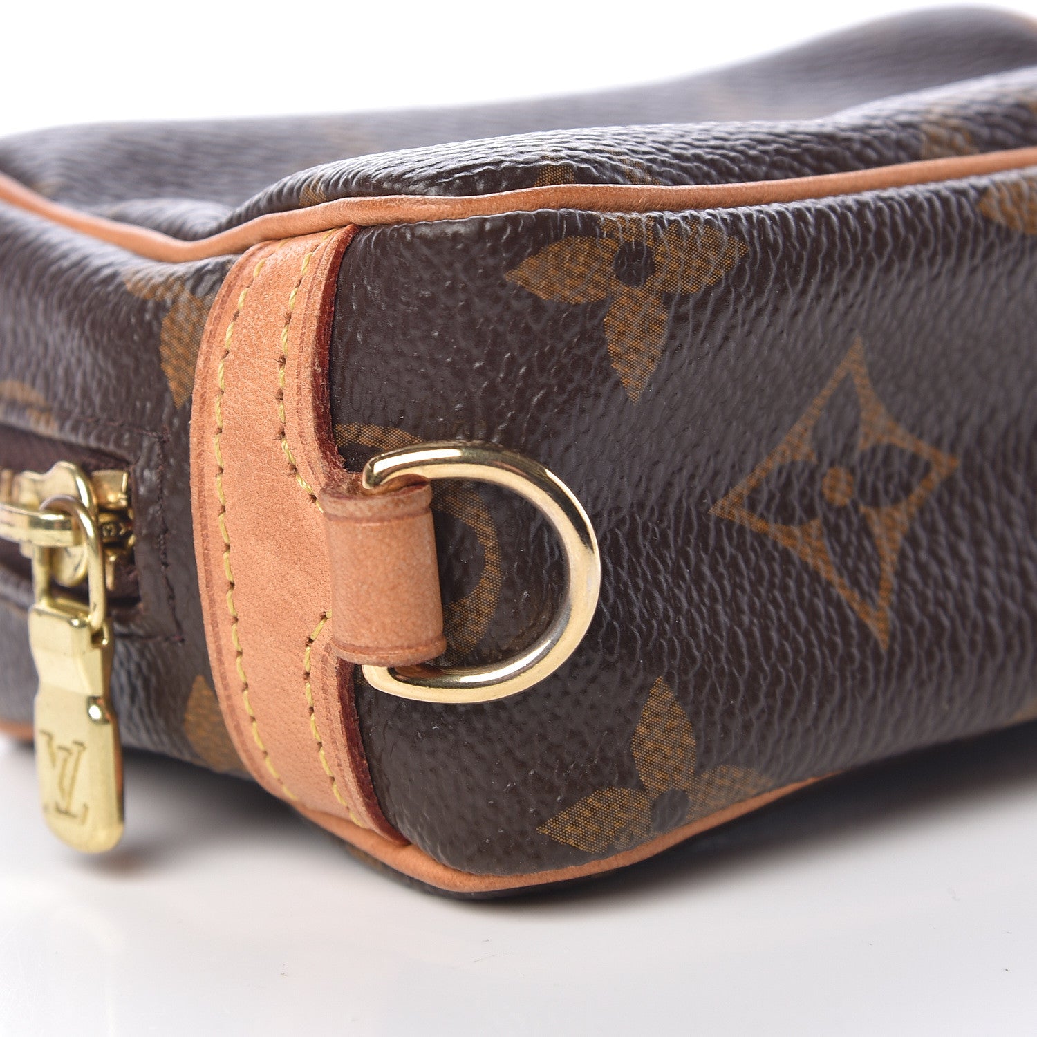 Louis Vuitton Monogram Wapity 7 of 8
