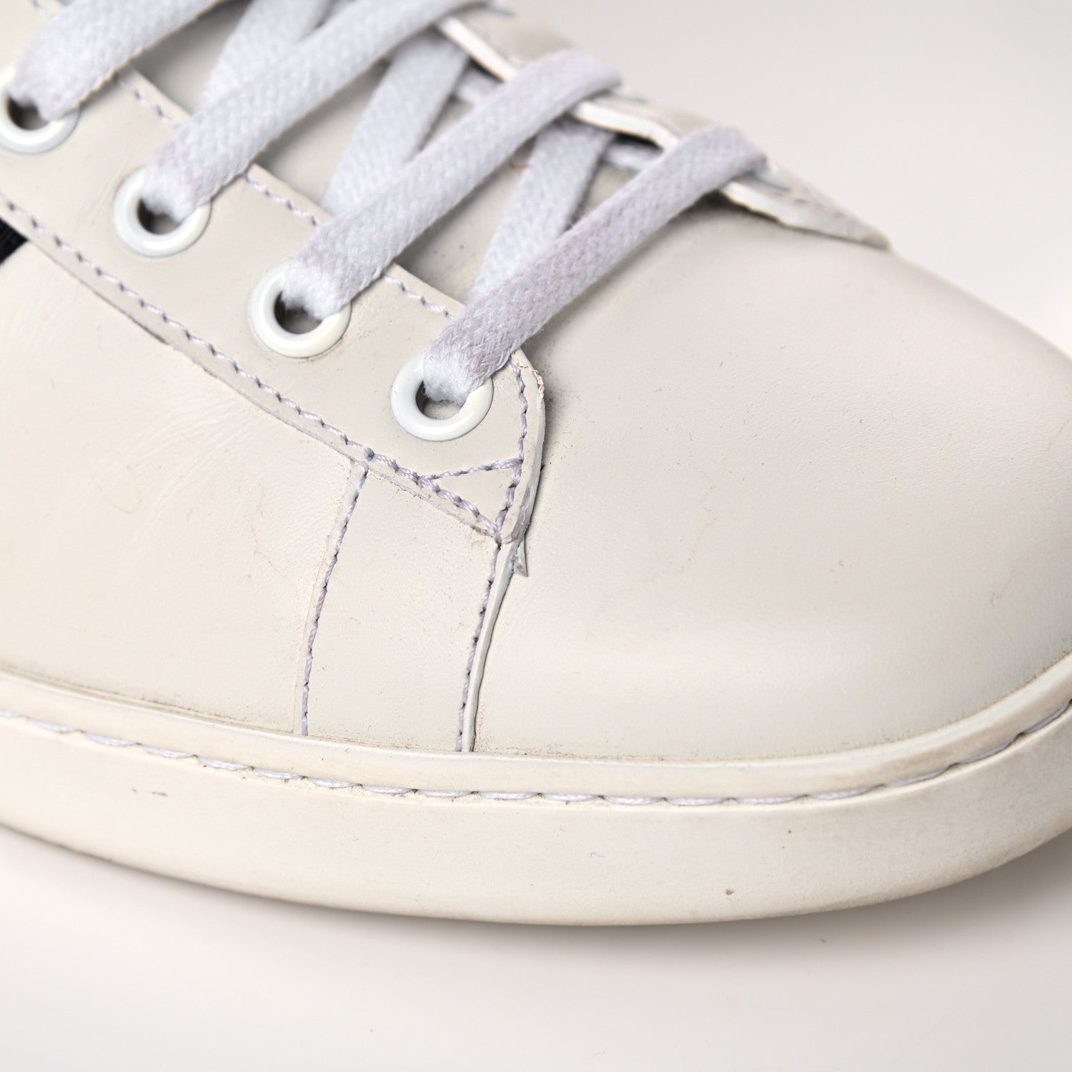 Gucci Calfskin Nappa Web LOVED Embroidered Womens Ace Sneakers 39 White Red Flame Notte 16 of 17