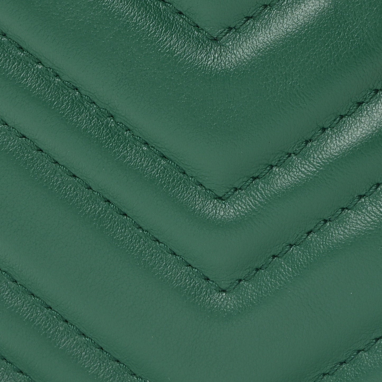 Calfskin Matelasse Small GG Marmont Chain Shoulder Bag Emerald Green