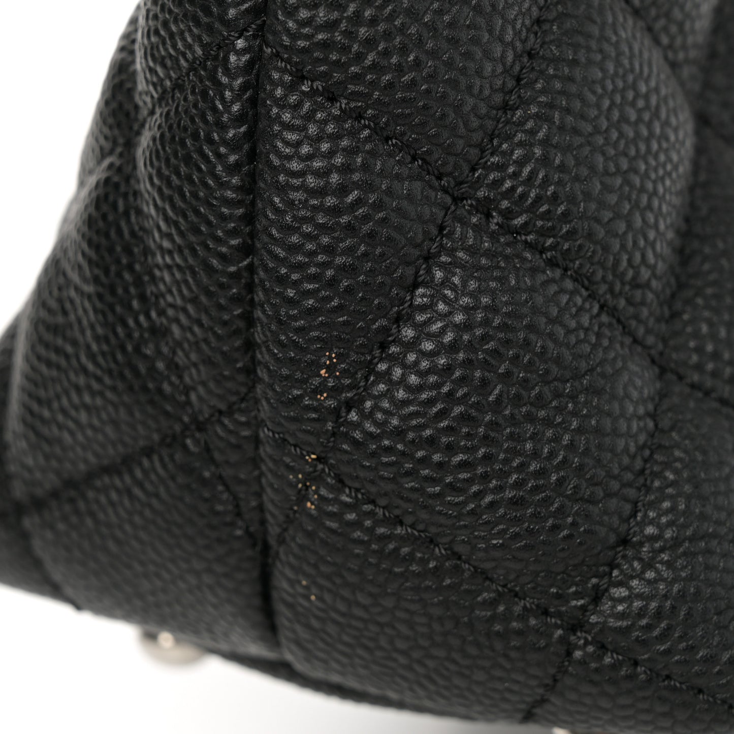 Caviar Quilted Easy Zip Tote Black
