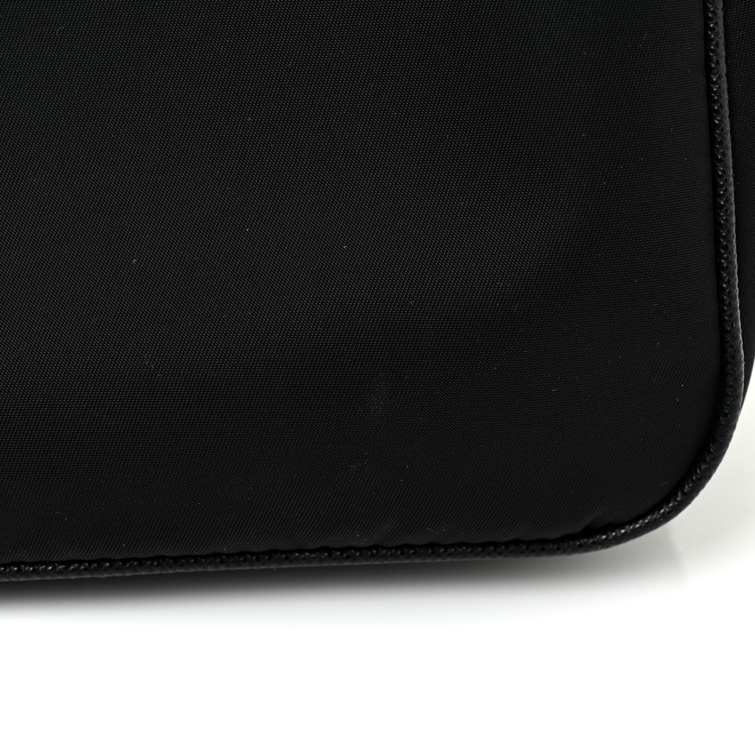 Prada Nylon Re-Edition 2005 Shoulder Bag Black 18 of 22