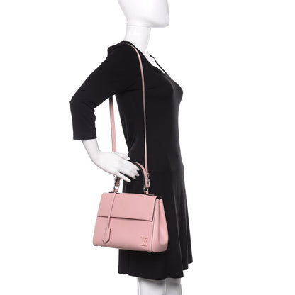Louis Vuitton Epi Cluny BB Rose Ballerine 2 of 9