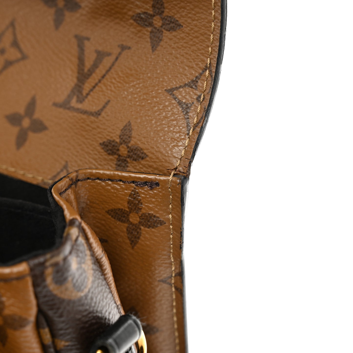 Reverse Monogram Pochette Metis