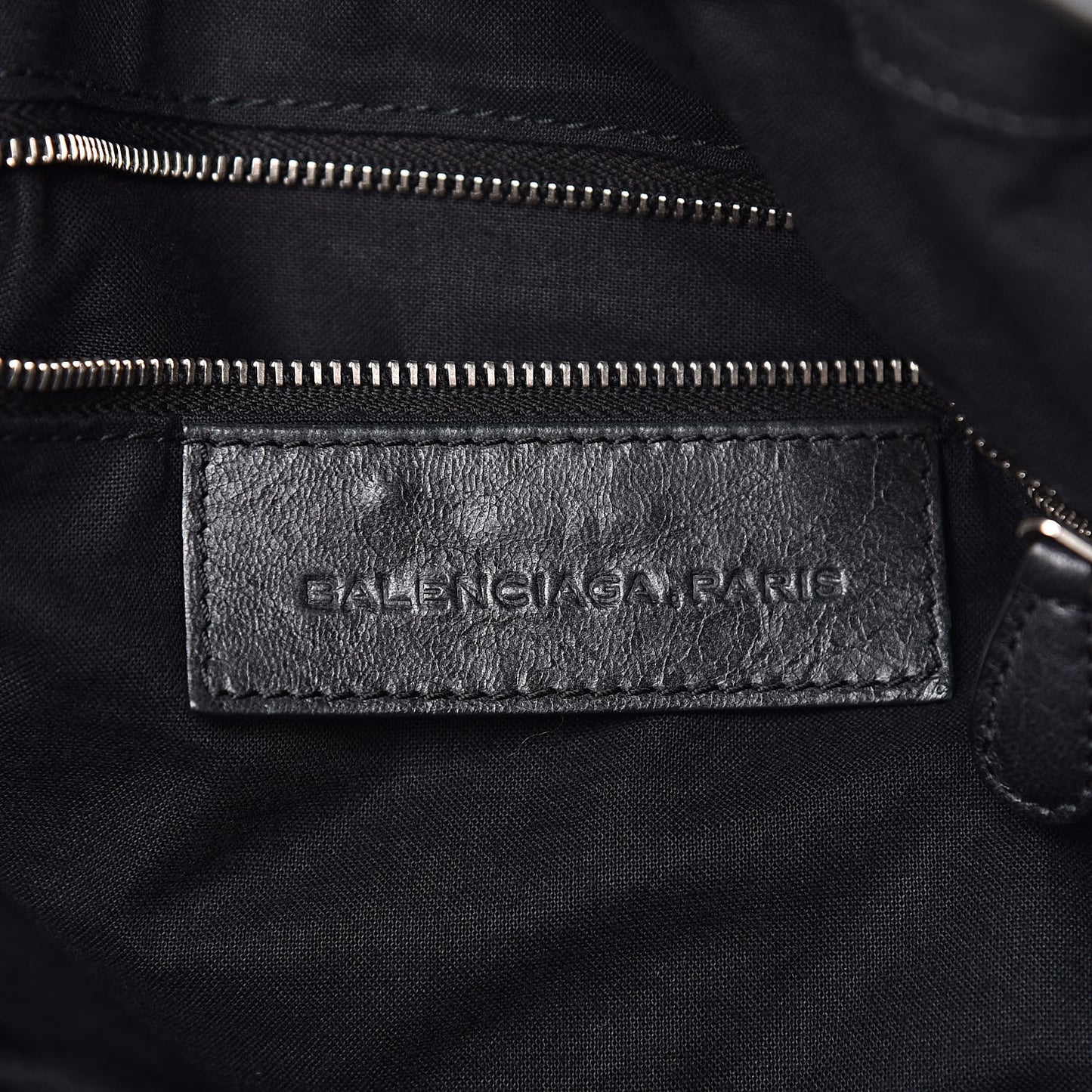 Agneau Giant Brogues Hardware Pompon Anthracite