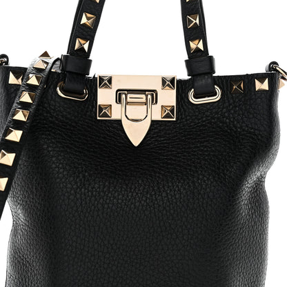 Valentino Garavani Pebbled Calfskin Rockstud Bucket Bag Black 7 of 10