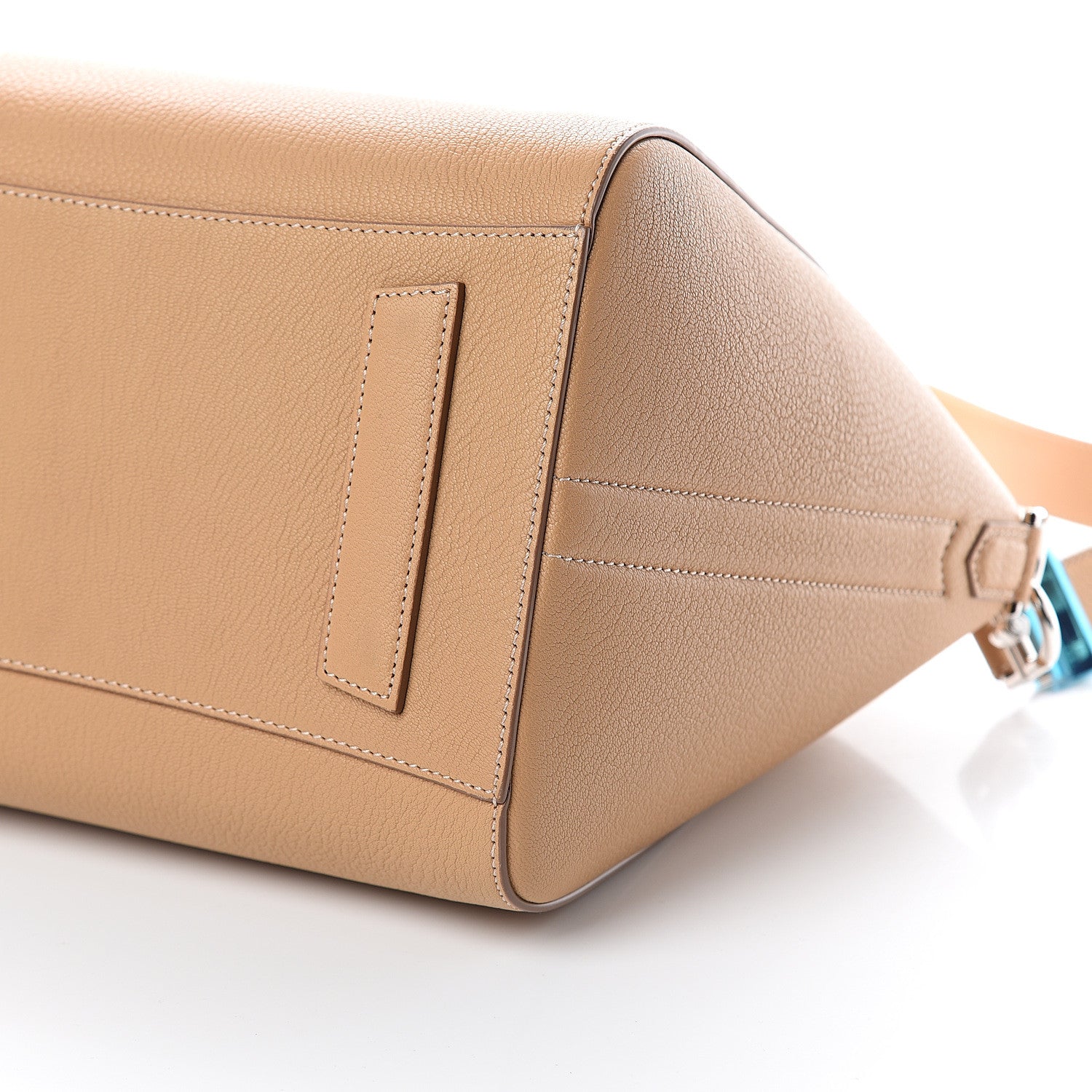 Givenchy Sugar Goatskin Medium Antigona Light Beige 8 of 8