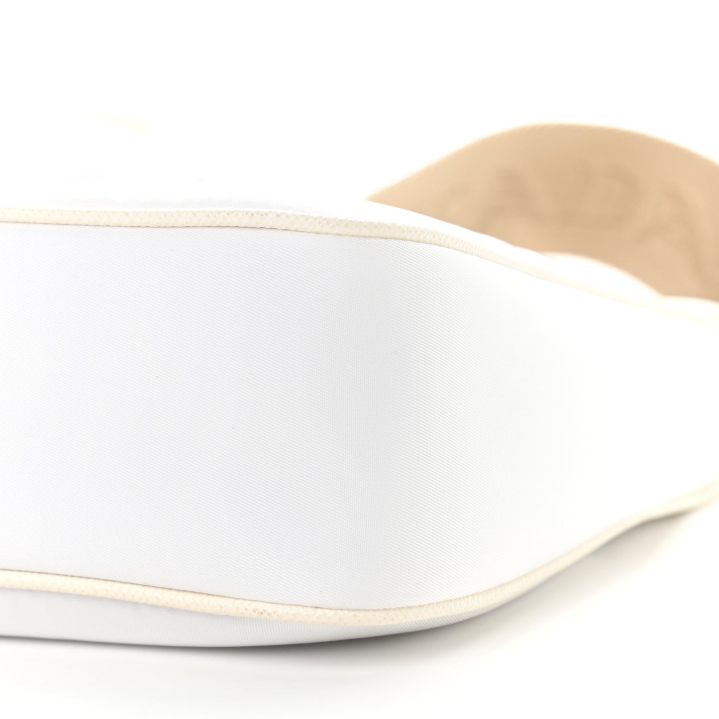 Saffiano Re-Edition 2005 Shoulder Bag White