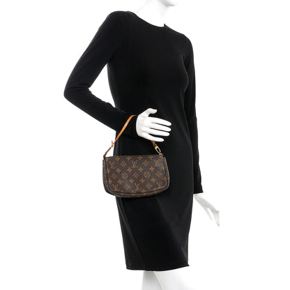 Louis Vuitton Monogram Pochette Accessories 2 of 9