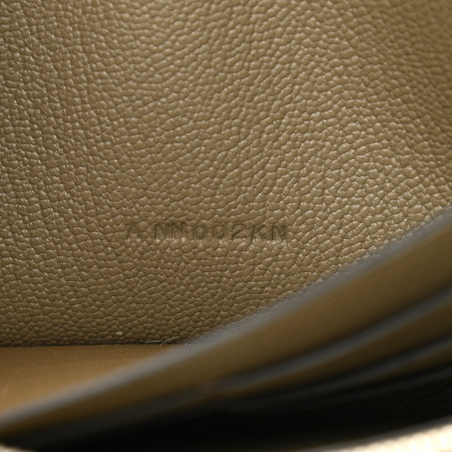 Ostrich Ghillies Kelly Longue Wallet Mousse