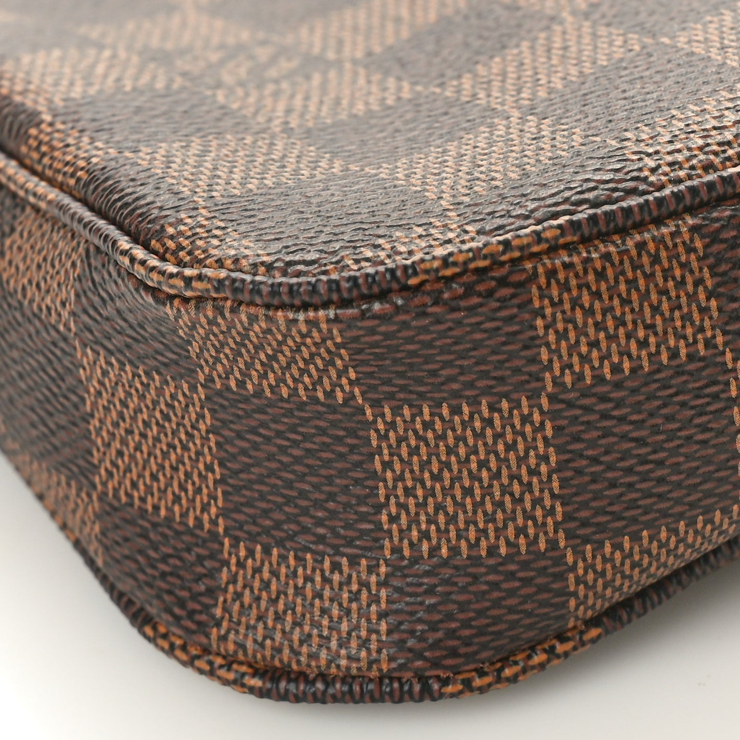 Damier Ebene Pochette Accessories NM
