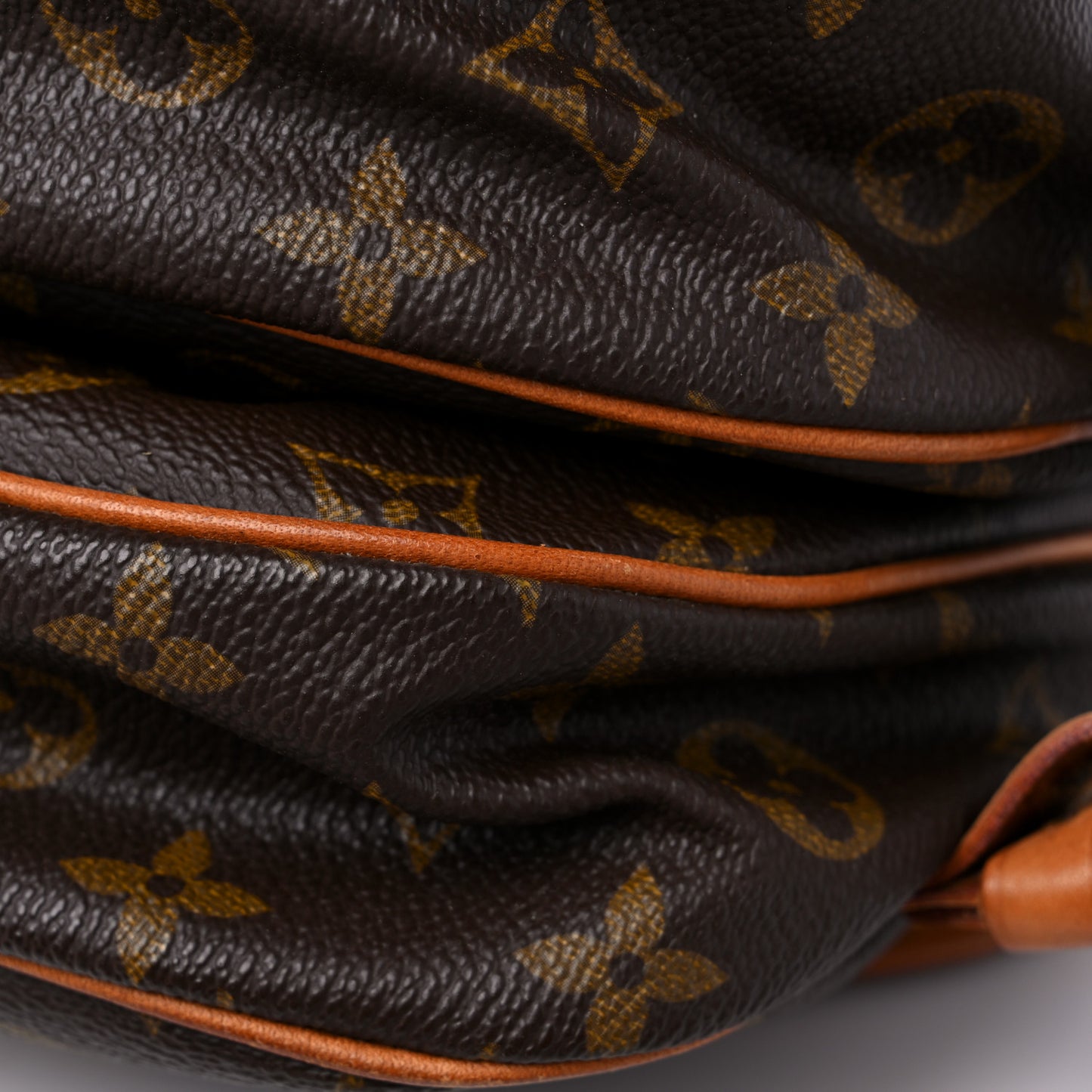 Monogram Saumur 30