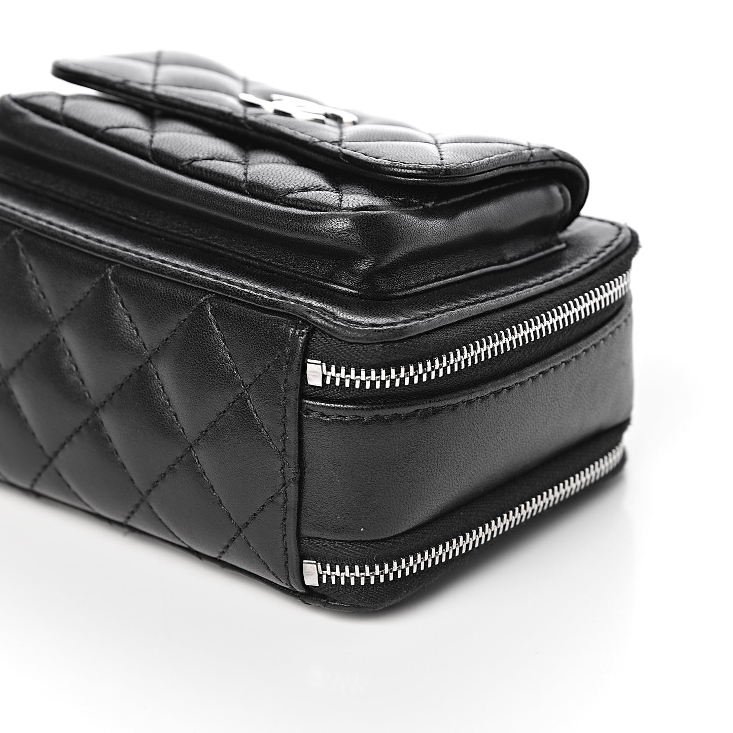 Lambskin Quilted Small Pocket Box Camera Case Black