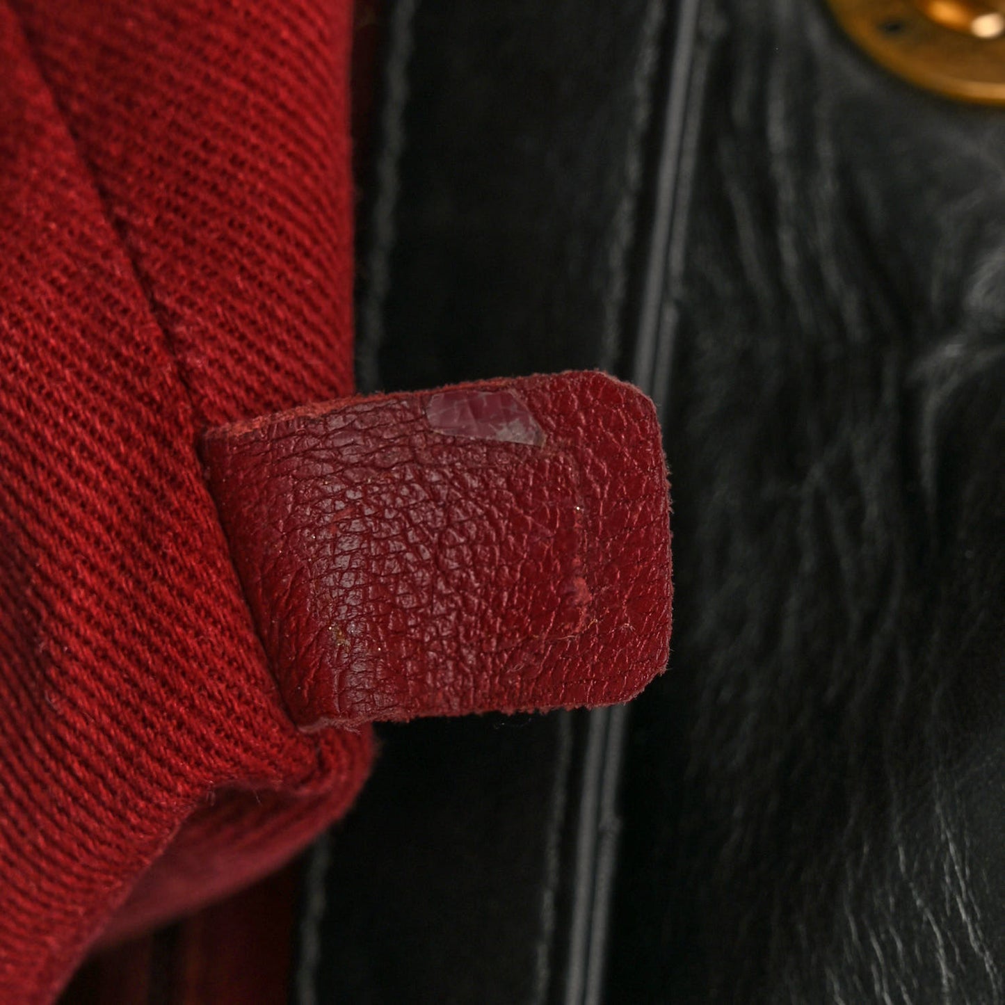 Aged Calfskin Quilted Medium Pondichery Flap Black
