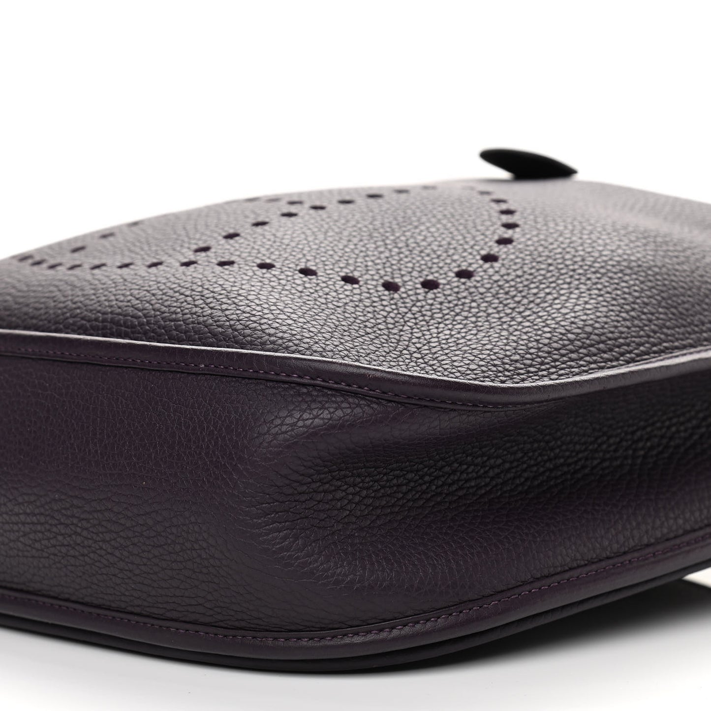 Taurillon Clemence Evelyne III GM Raisin