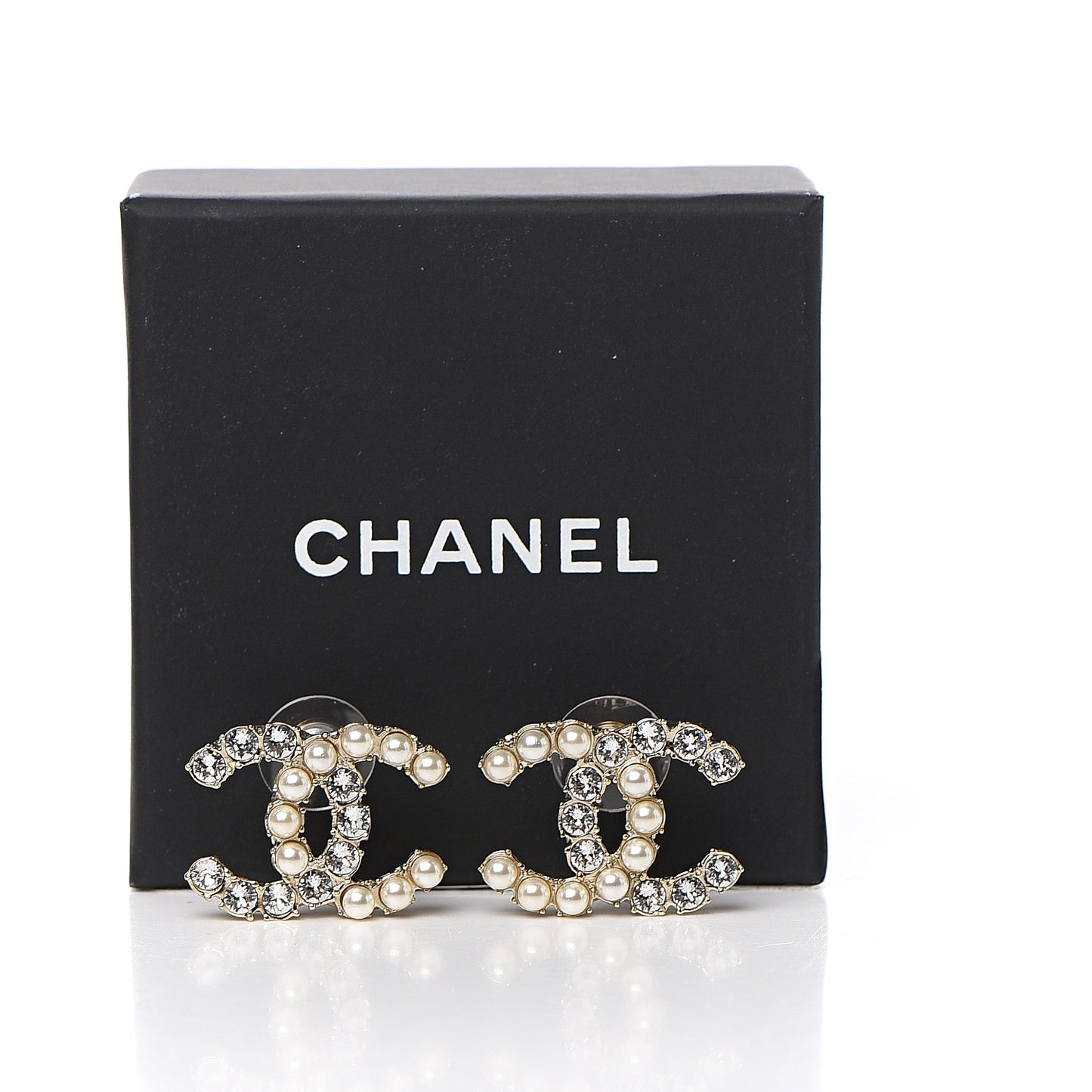 Crystal Pearl CC Dazzling Domino Earrings Gold