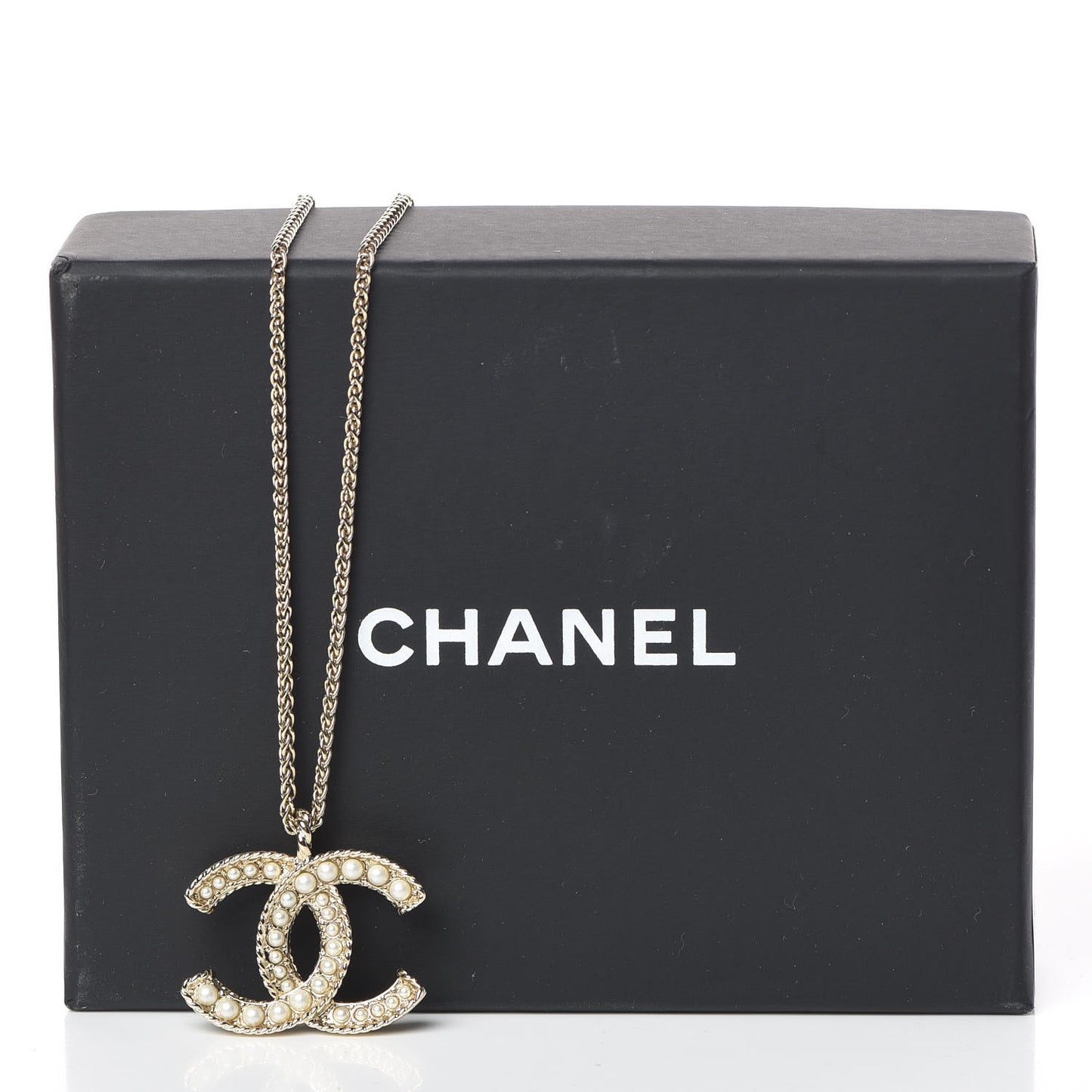 Pearl CC Pendant Necklace Gold