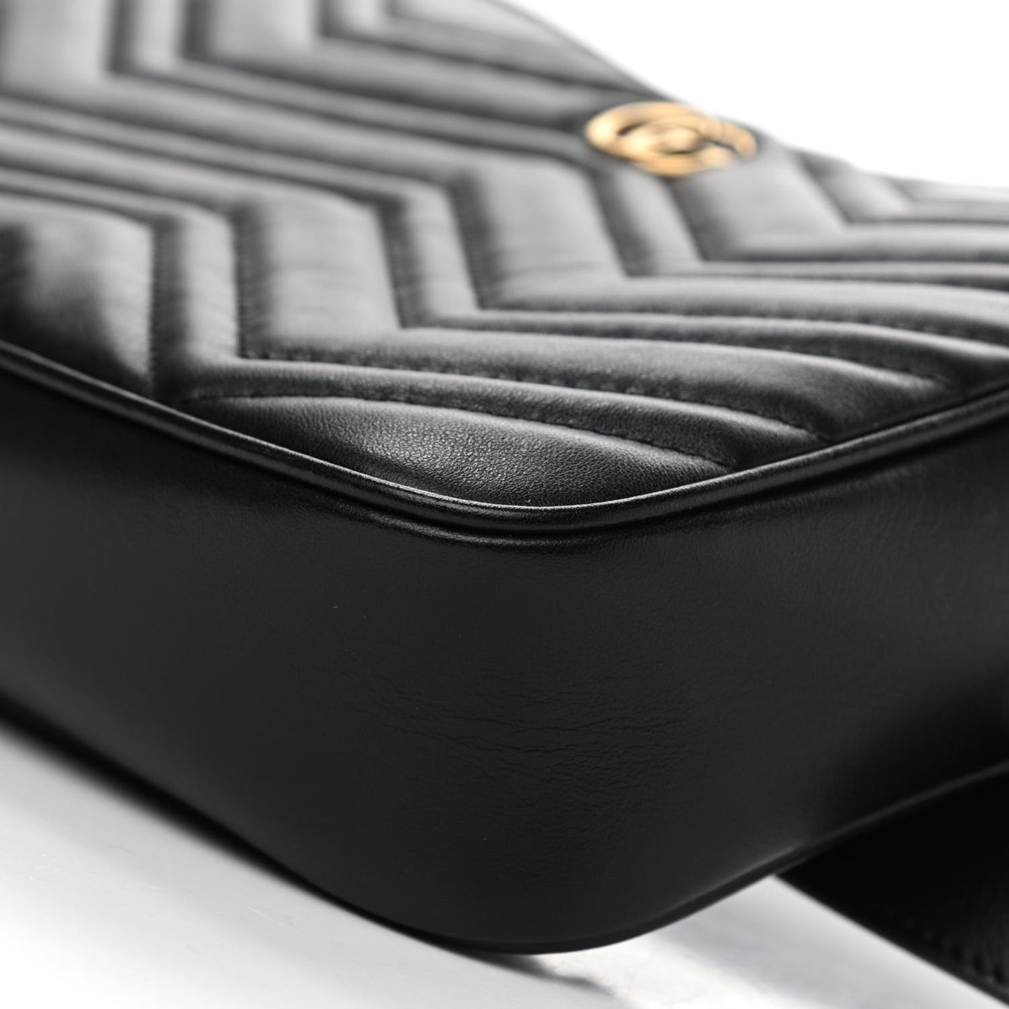 Calfskin Matelasse Mens GG Marmont Belt Bag 80 32 Black
