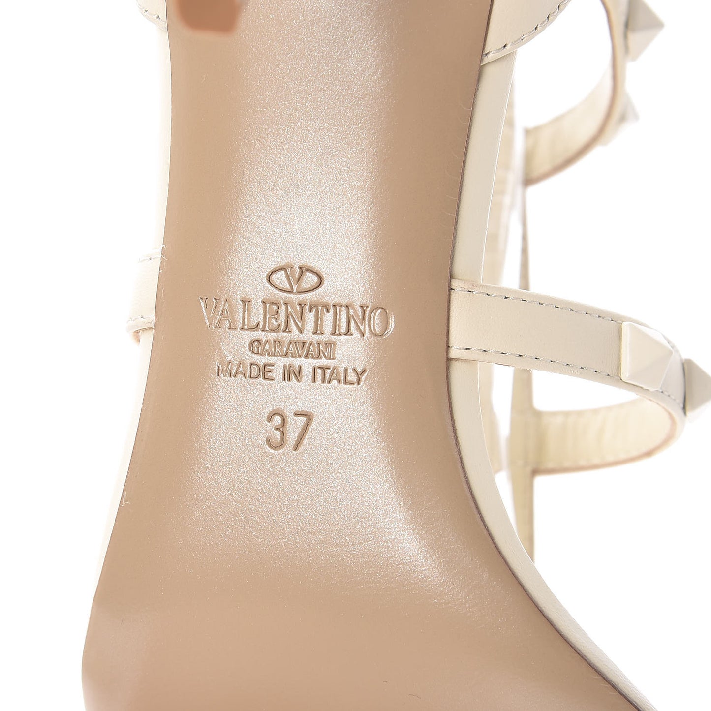 Calfskin Lacquered Monochrome Rockstud Gladiator 70mm Sandals 37 Ivory