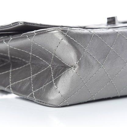 Chanel Metallic Aged Calfskin 2.55 Reissue 225 Flap Silver 9 of 11