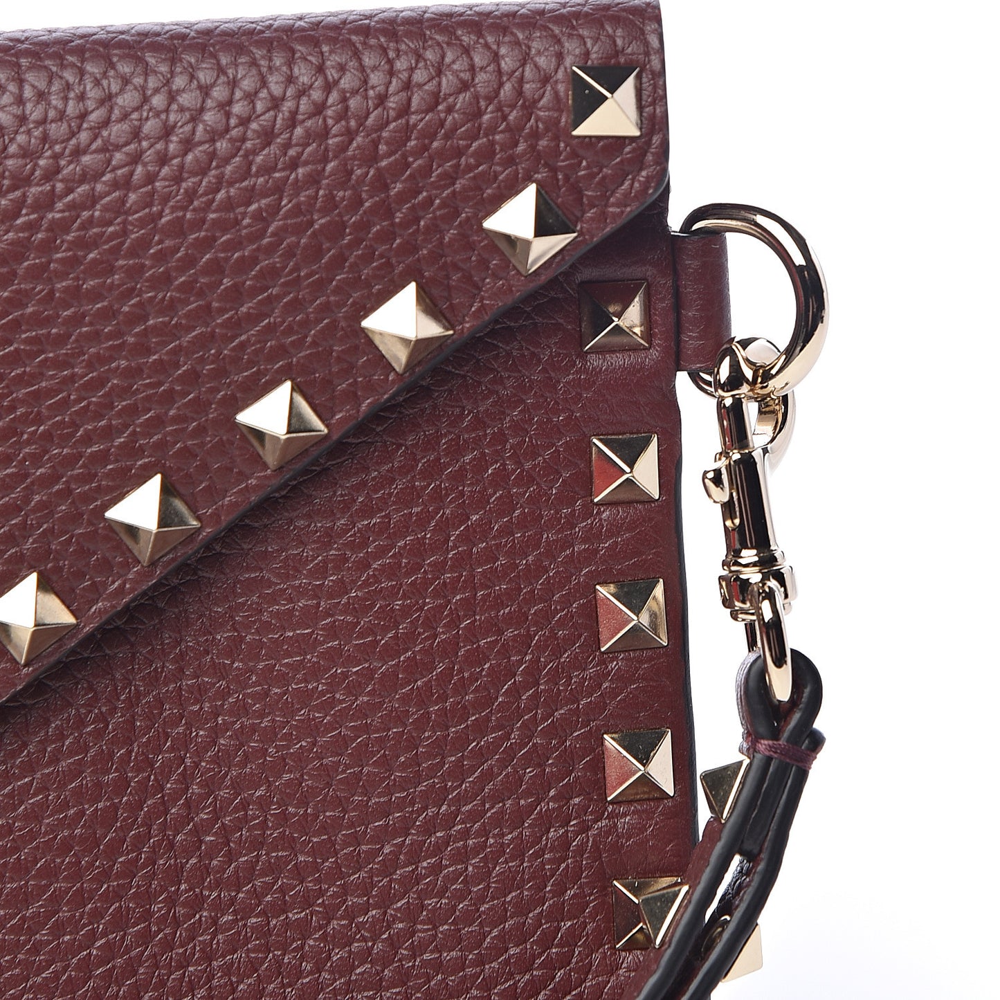 Pebbled Calfskin Medium Rockstud Envelope Flat Wristlet Pouch Rubin