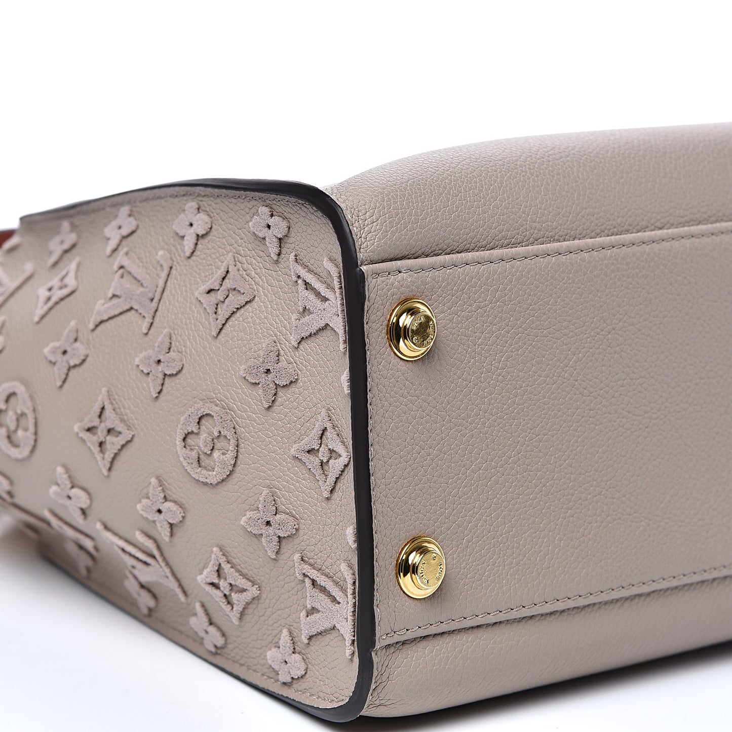 Calfskin Monogram Tufting On My Side Galet