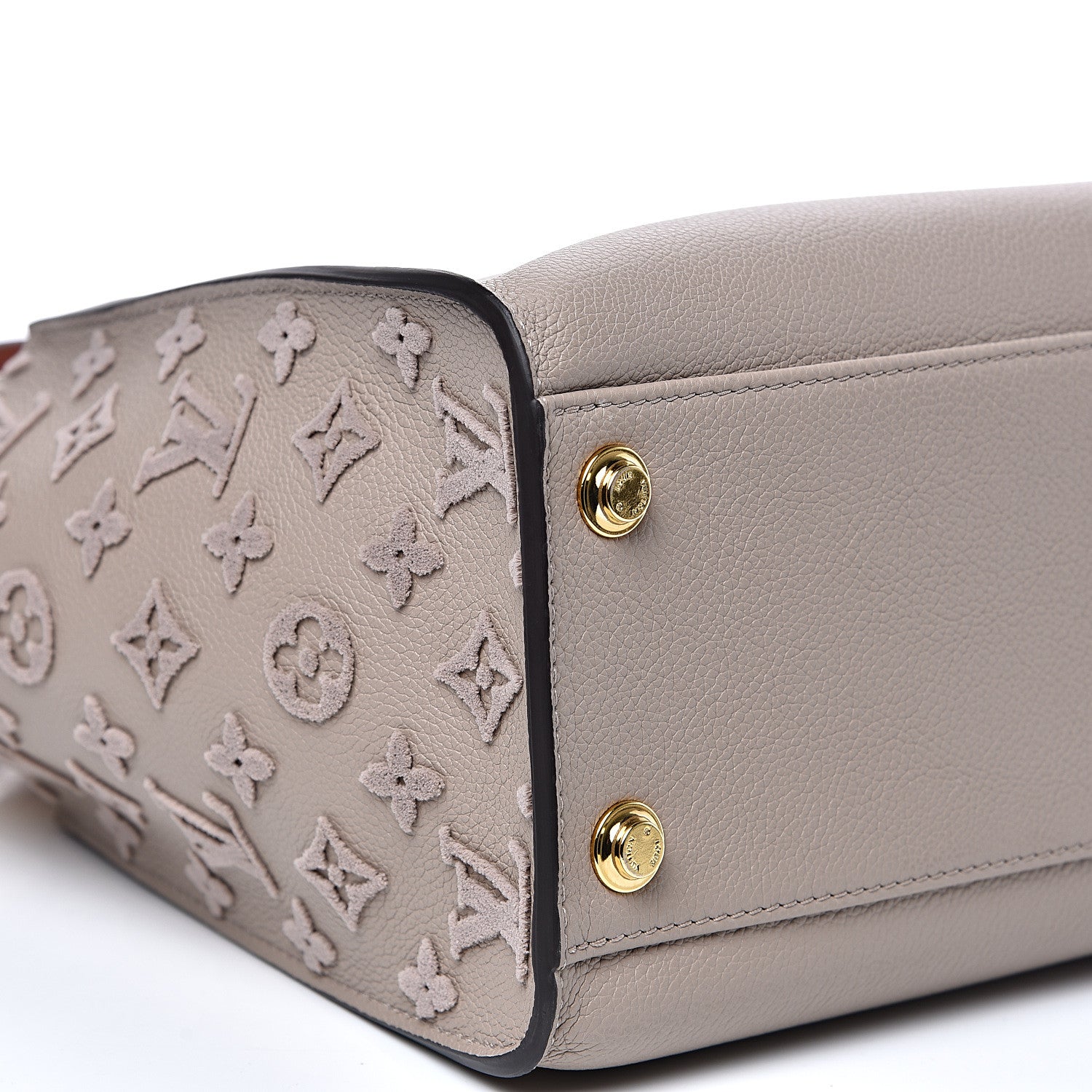 Louis Vuitton Calfskin Monogram Tufting On My Side Galet 7 of 10