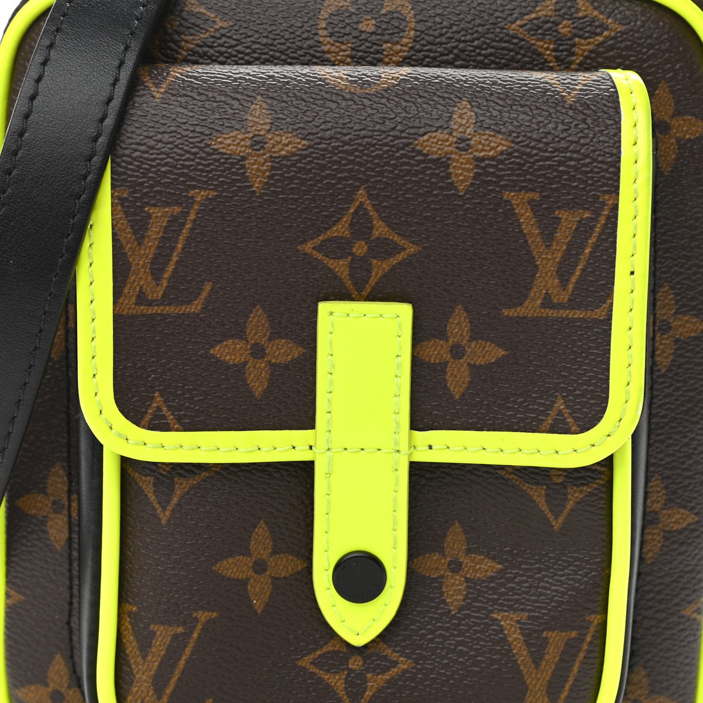 Monogram Macassar Christopher Wearable Wallet Fluorescent Yellow