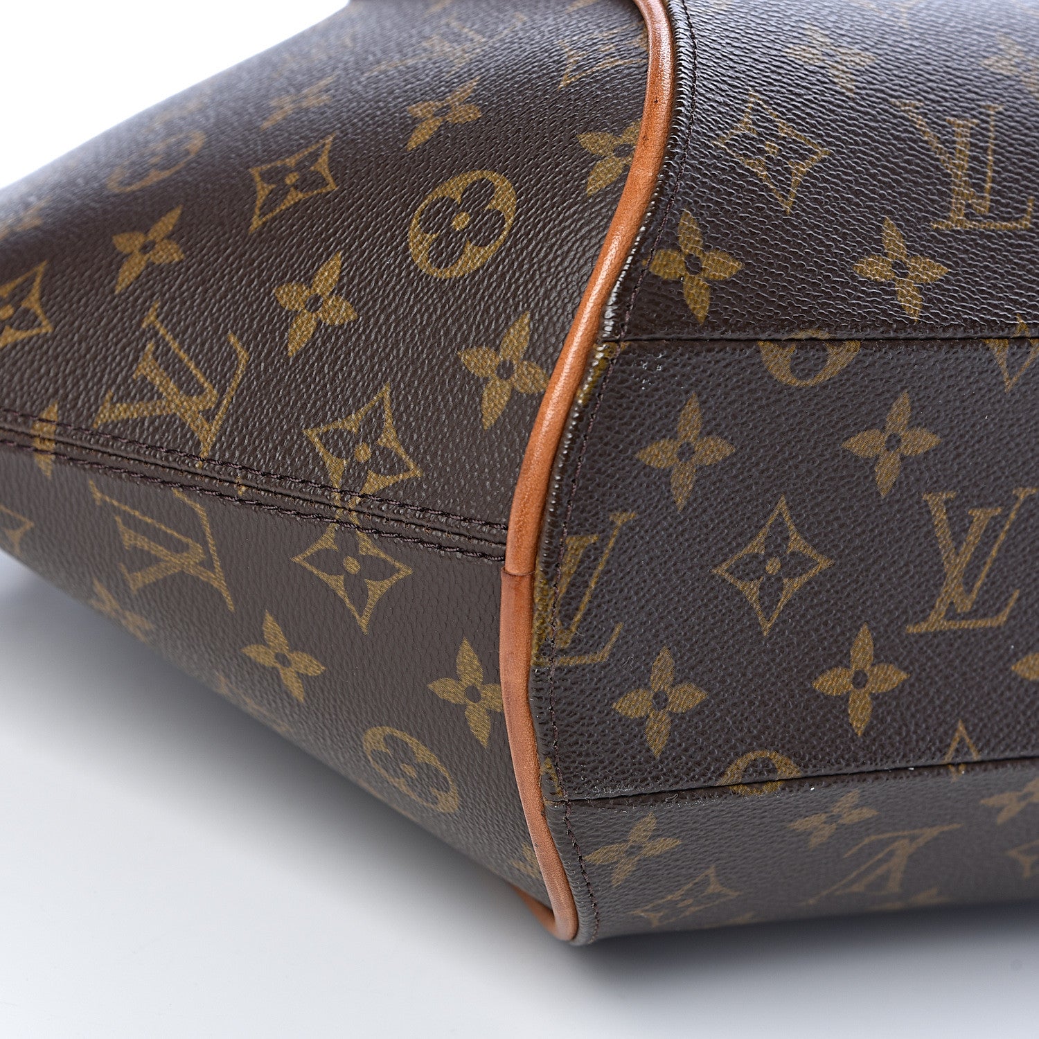 Louis Vuitton Monogram Ellipse MM 9 of 10