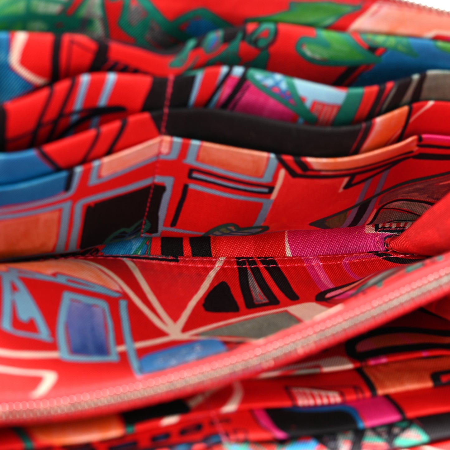 Epsom Silk'In Wallet Mykonos Deer Brown Bright Red