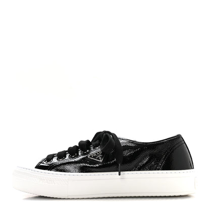 Prada Patent Naplak Triangle Logo Womens Low Top Sneakers 39.5 Black White 1 of 8