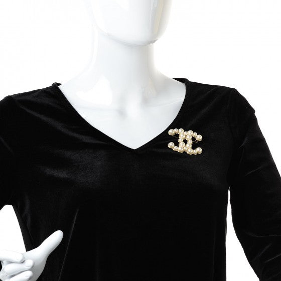 Pearl CC Brooch Pin Gold