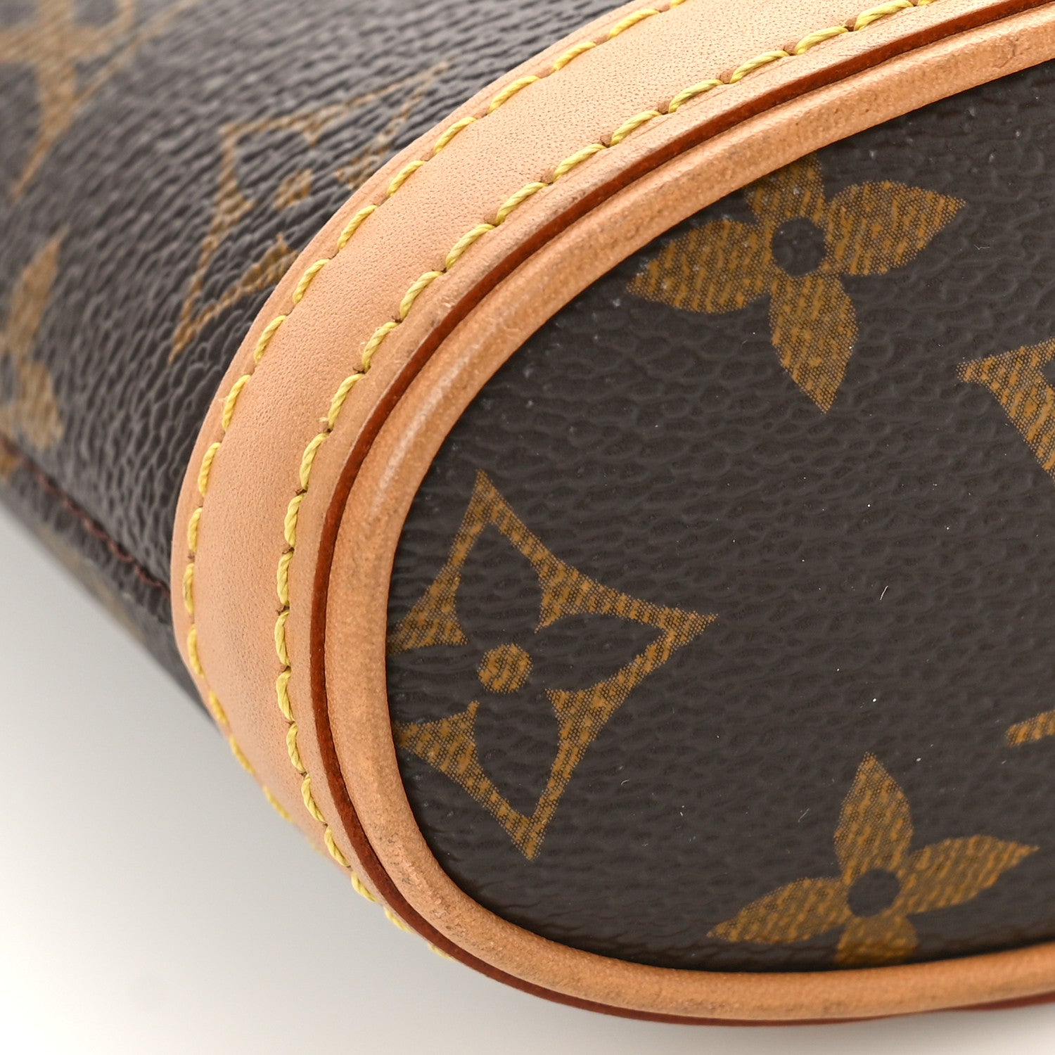 Louis Vuitton Monogram Fold Me Pouch 7 of 8
