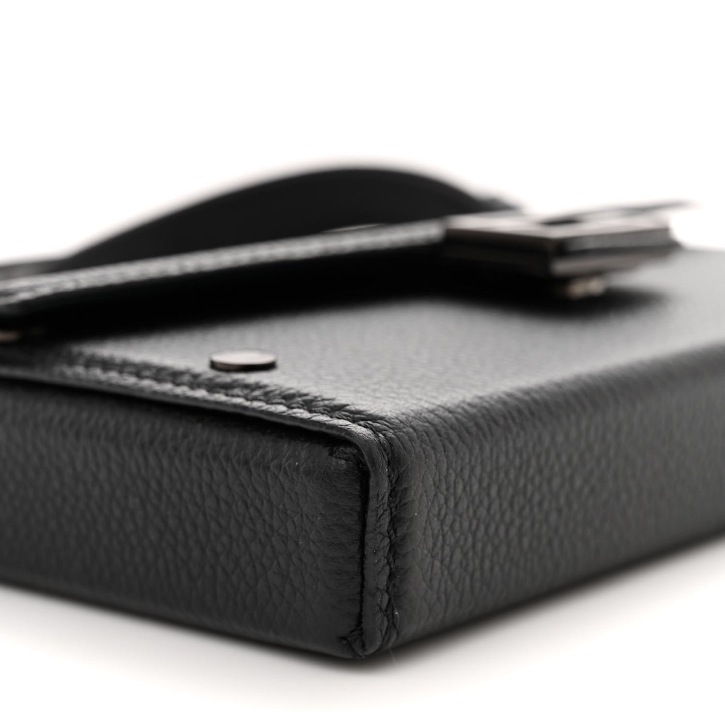 Vitello Cher Baguette Soft Trunk Phone Pouch Black