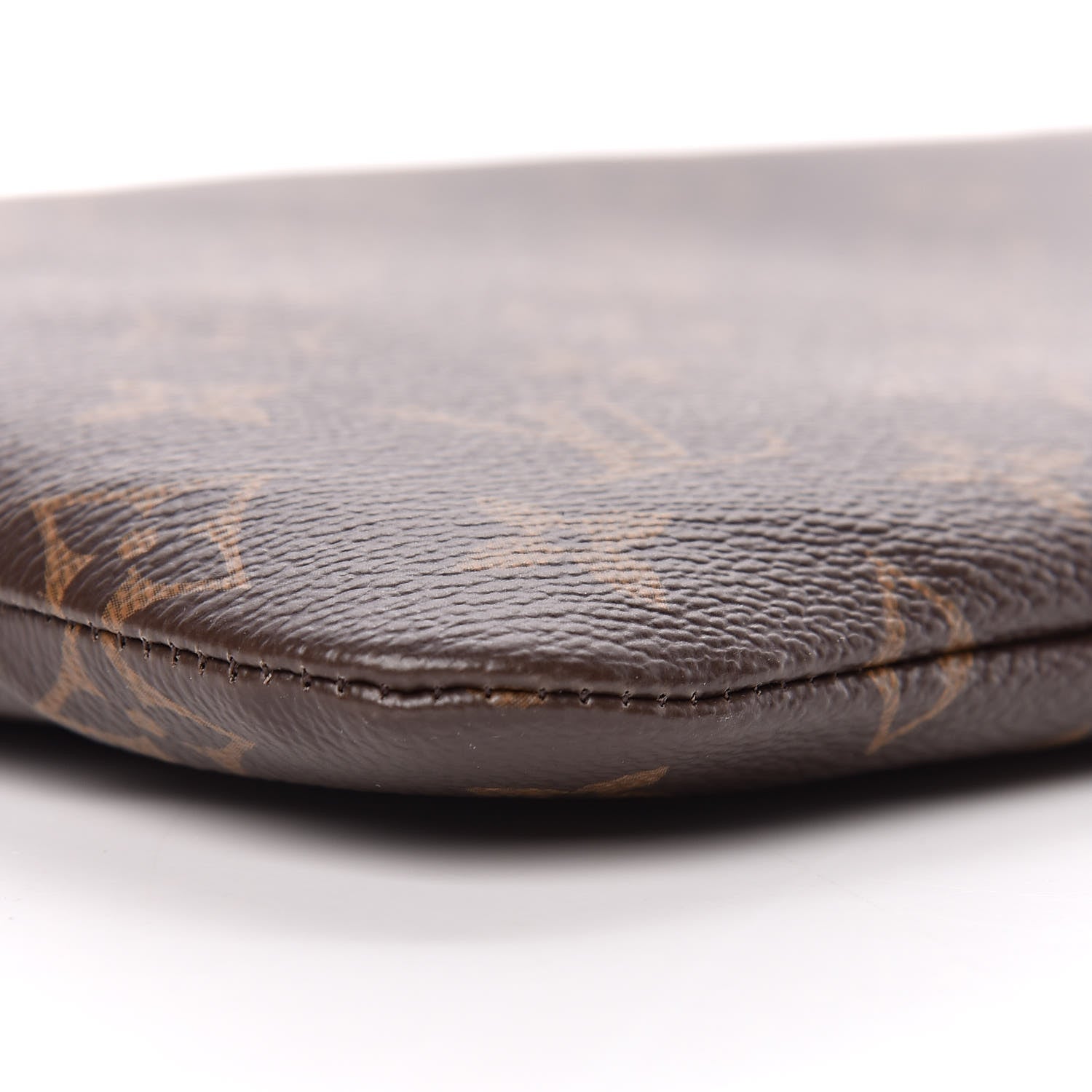 Louis Vuitton Monogram Etui Voyage MM Pouch 9 of 9