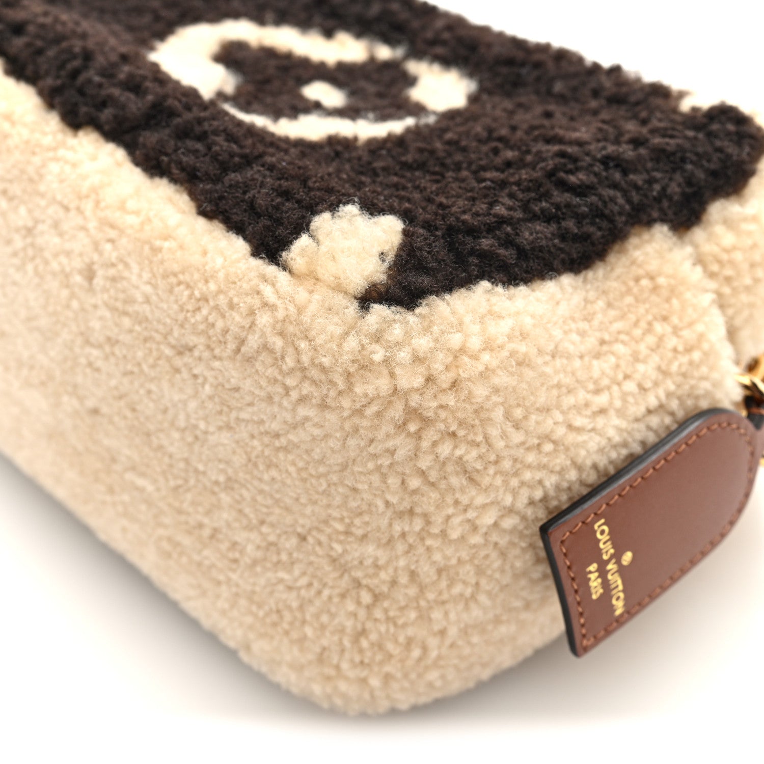 Louis Vuitton Monogram Teddy Beach Pouch 1847781 – FASHIONPHILE