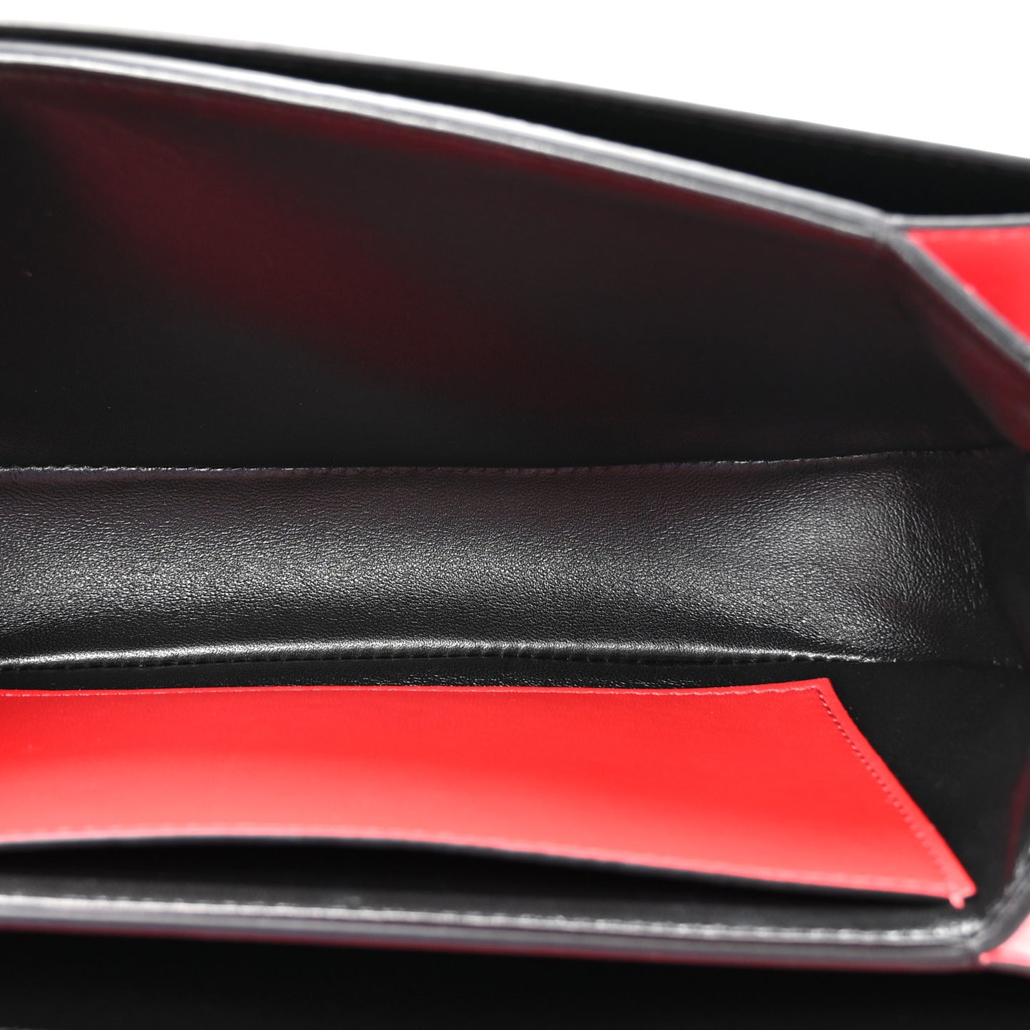 Smooth Calfskin Supervee Shoulder Bag Rouge Pur