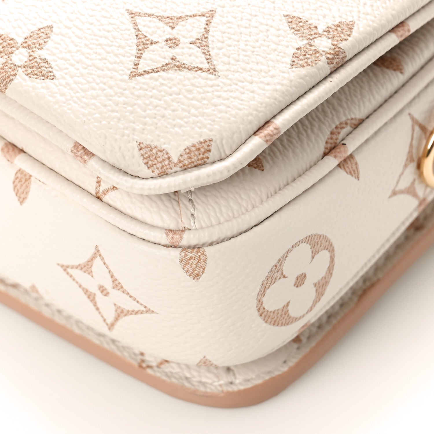 Louis Vuitton Monogram Dune Pochette Metis East West 8 of 8