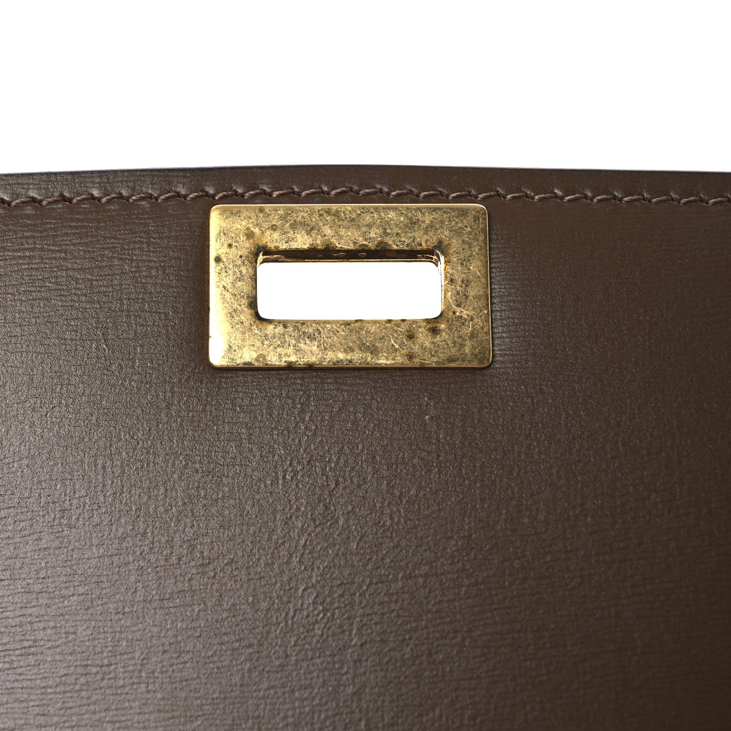 Box Calfskin Medium Classic Box Flap Bag Camel