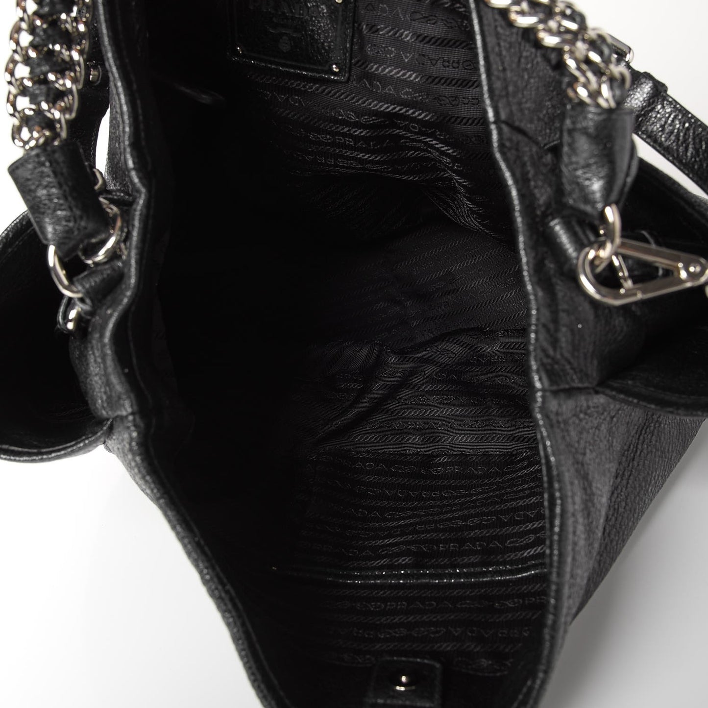 Cervo Lux Chain Shoulder Bag Nero Black